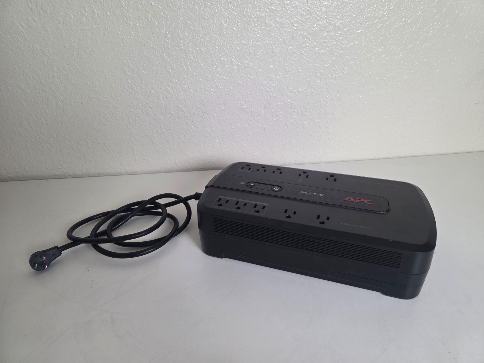 APC Back-UPS 750 BE750G 750VA 450W Battery Backup UPS, NO Battery