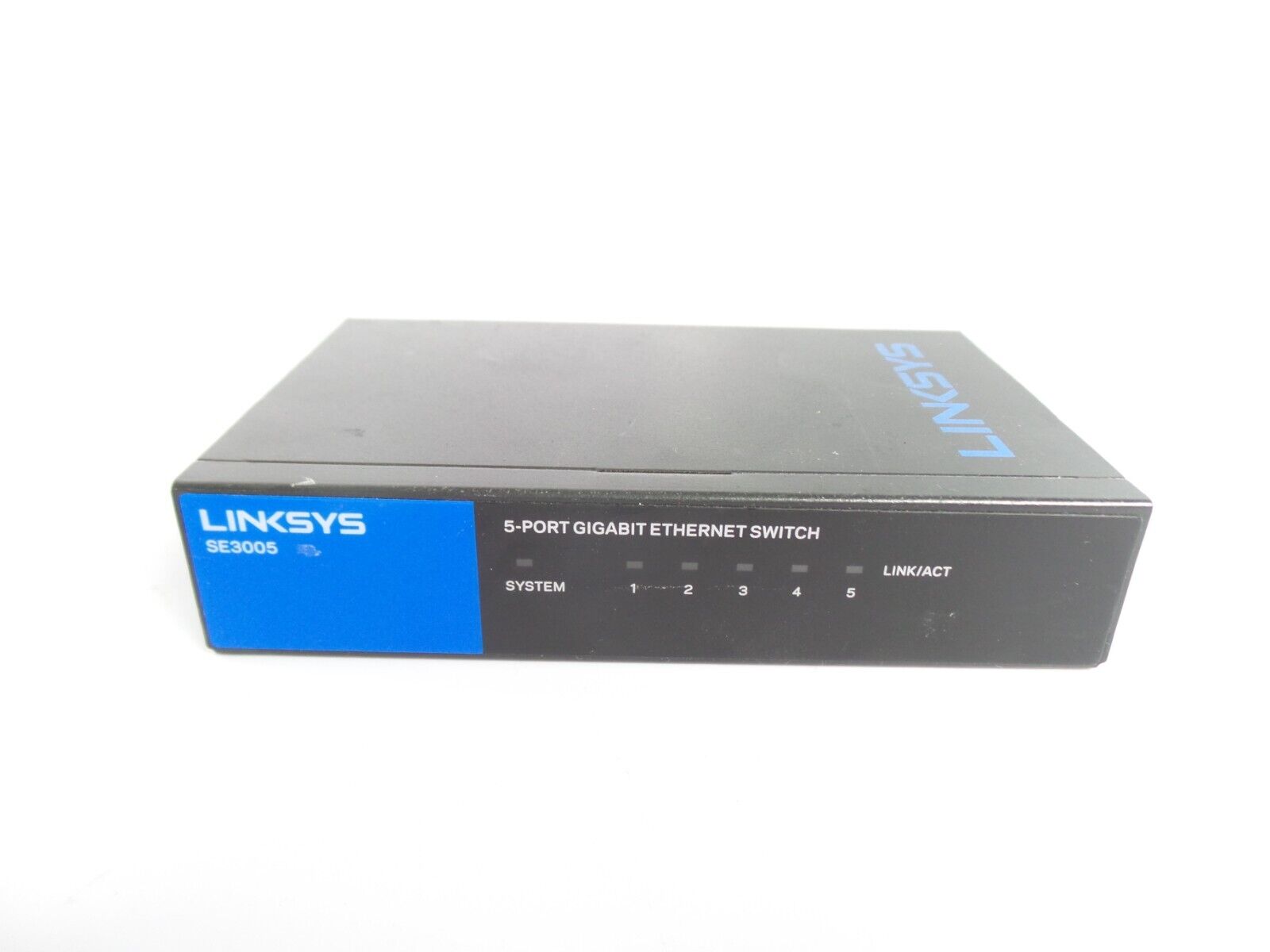 Linksys SE3005 5-port Gigabit Ethernet Switch - NO CORD