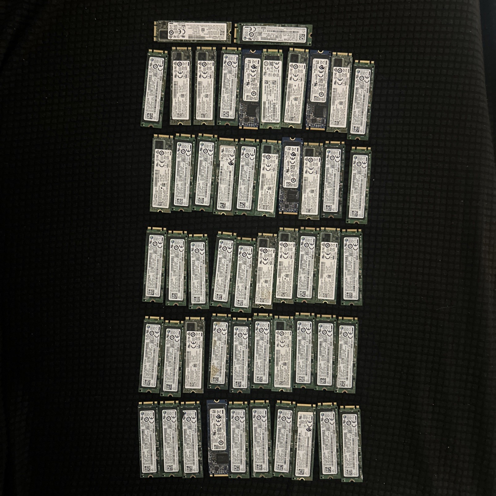 *LOT OF 52* / MIXED BRANDS* 256GB M.2 SSD/ Formatted