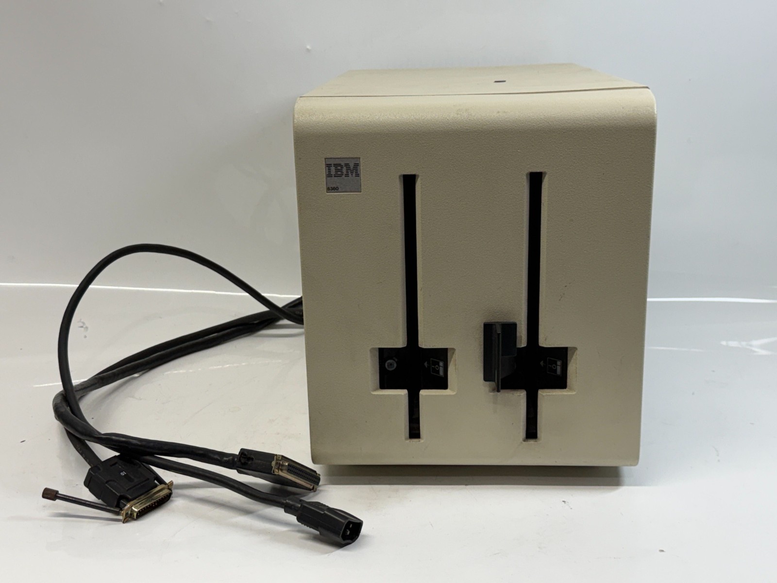 IBM DISPLAYWRITER SYSTEM 8