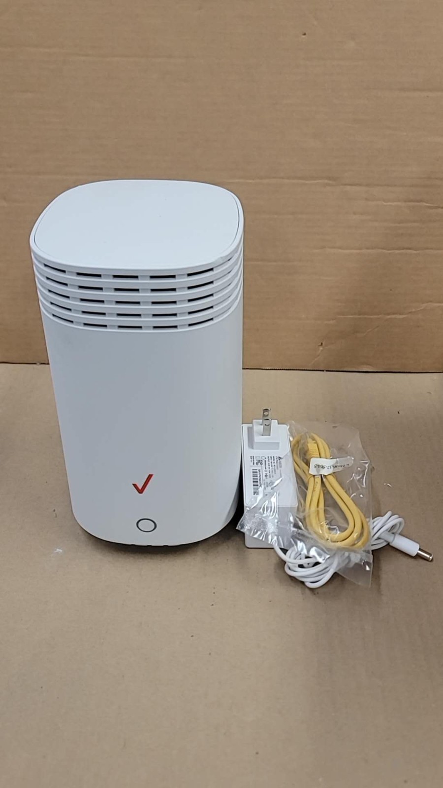 Verizon G3100 Fios Home Router Tri-Band - White with ac 12V 3.5A -fast shipping