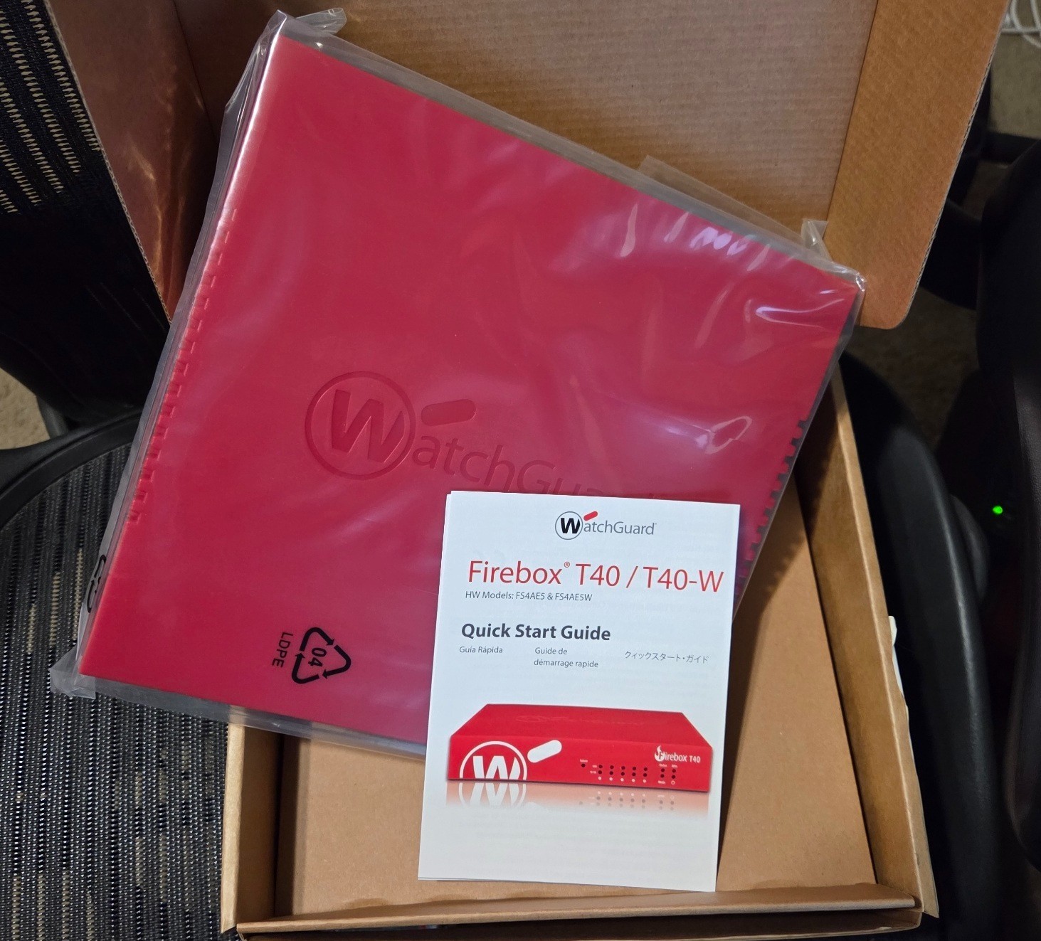 WatchGuard Firebox T40-W WGT41001-US Firewall - BNIB Unopened + 3 Year License