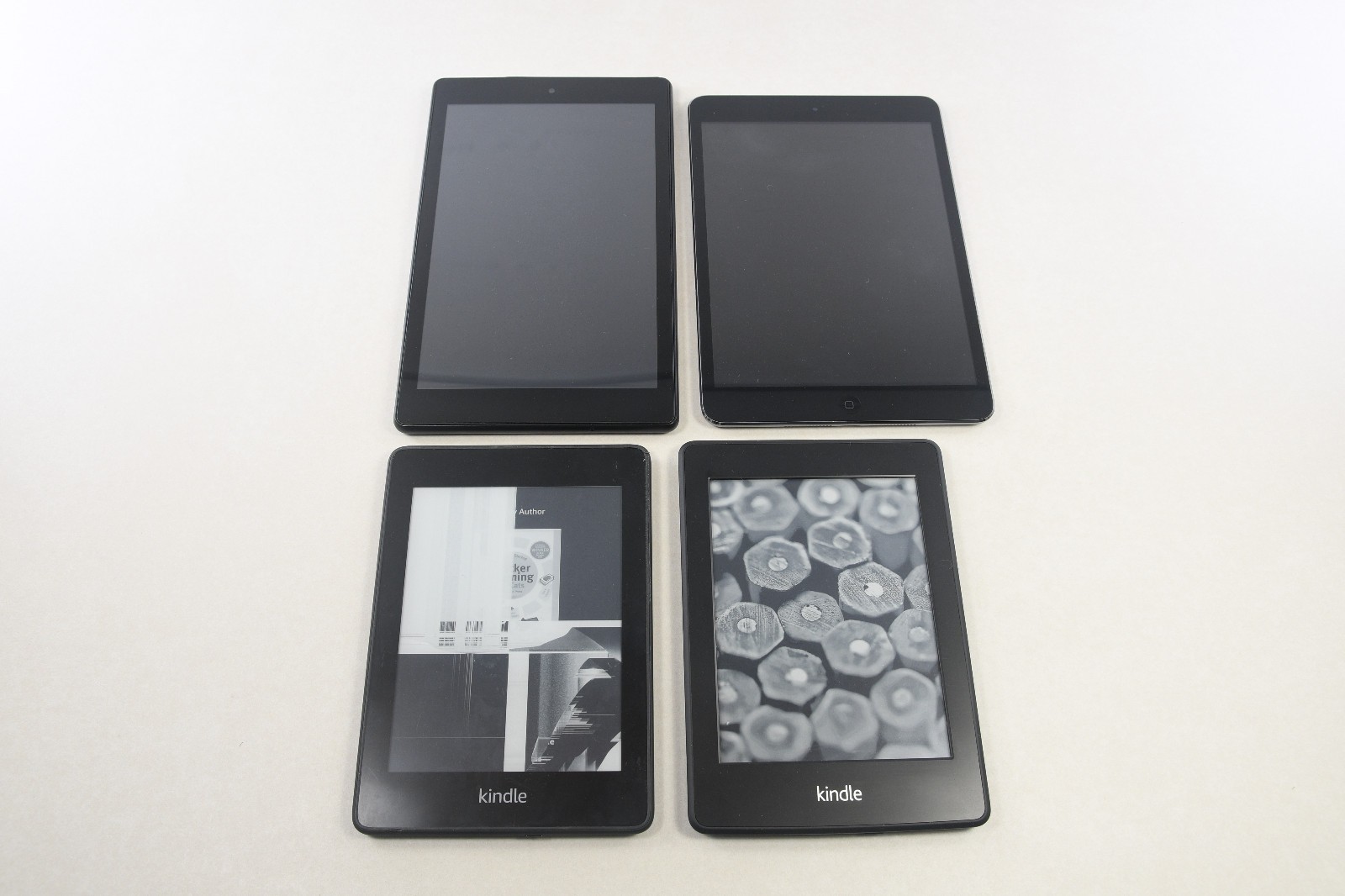 LOT OF 4 APPLE iPAD & AMAZON KINDLE/FIRE DEVICES — FOR PARTS OR NOT WORKING