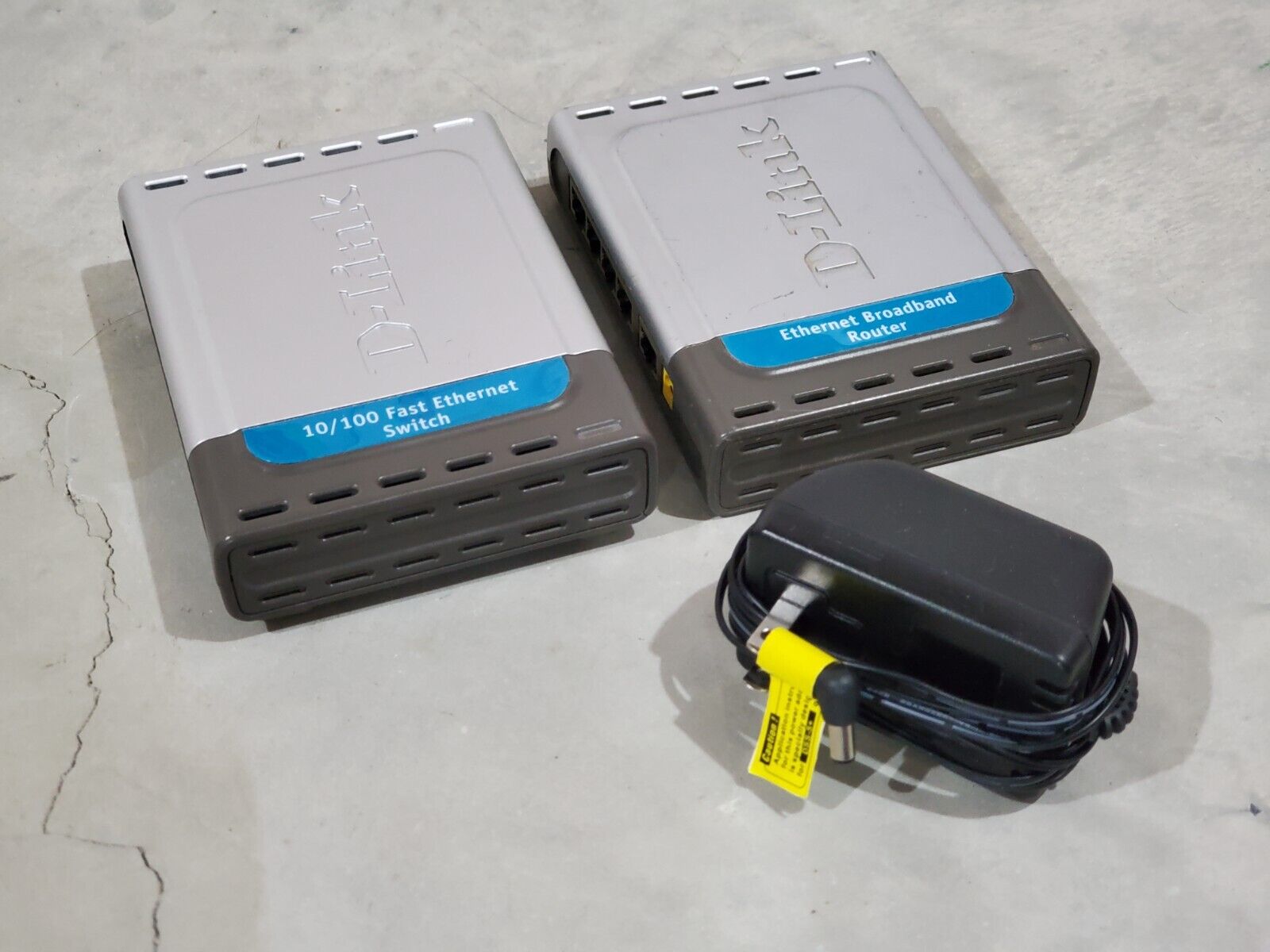 D-Link Network Devices Lot (2x Devices)