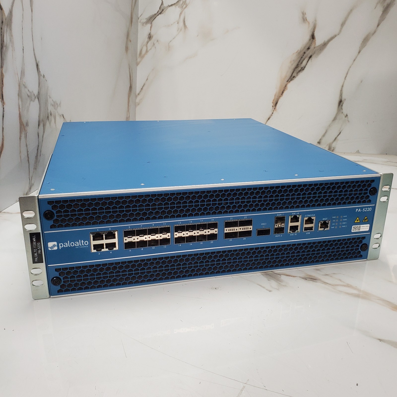 Palo Alto PA-5220 Next-Gen Firewall 24-Port 1/10/40GbE 3U Rack 2x PSU