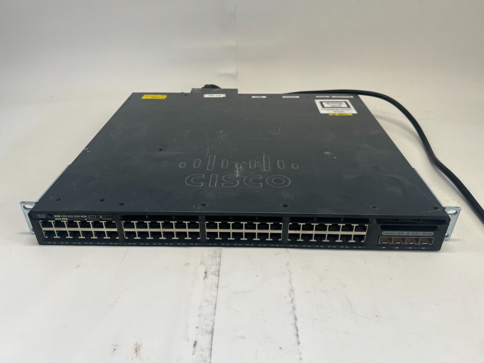 Cisco Catalyst 3650 WS-C3650-48FD-L V05 48-Port PoE+ 2x10G Switch