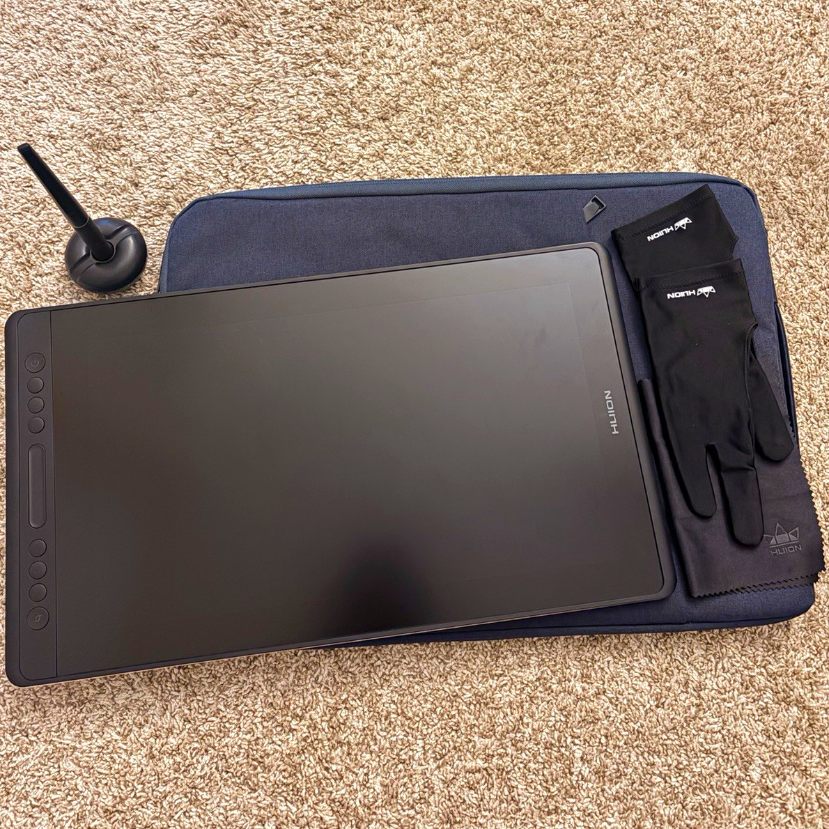 Huion Kamvus pro 16 (tablet case included)-(Brand new, used very little)