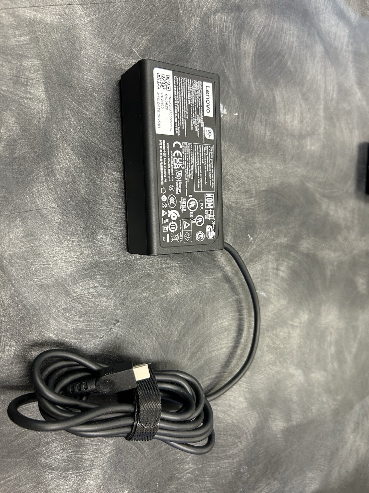 Lot of 100 Genuine New Lenovo 65W USB-C Charger Laptop AC Adapter ADLX65YCC2E