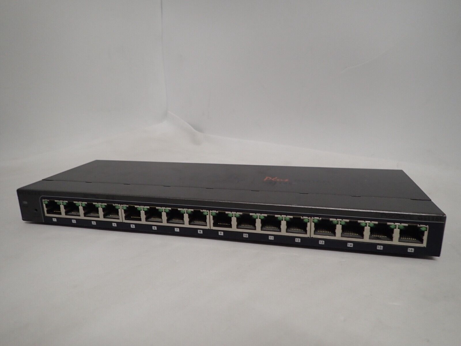 Netgear ProSafe GS116E 16 Port Gigabit 10/100/1000 Ethernet Switch