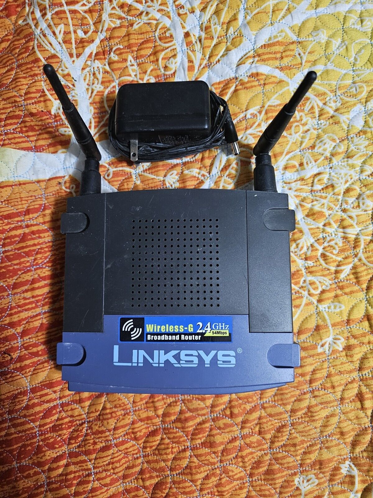 Linksys WRT546S Wi-Fi Wireless-G 2.4 Ghz Broadband Router