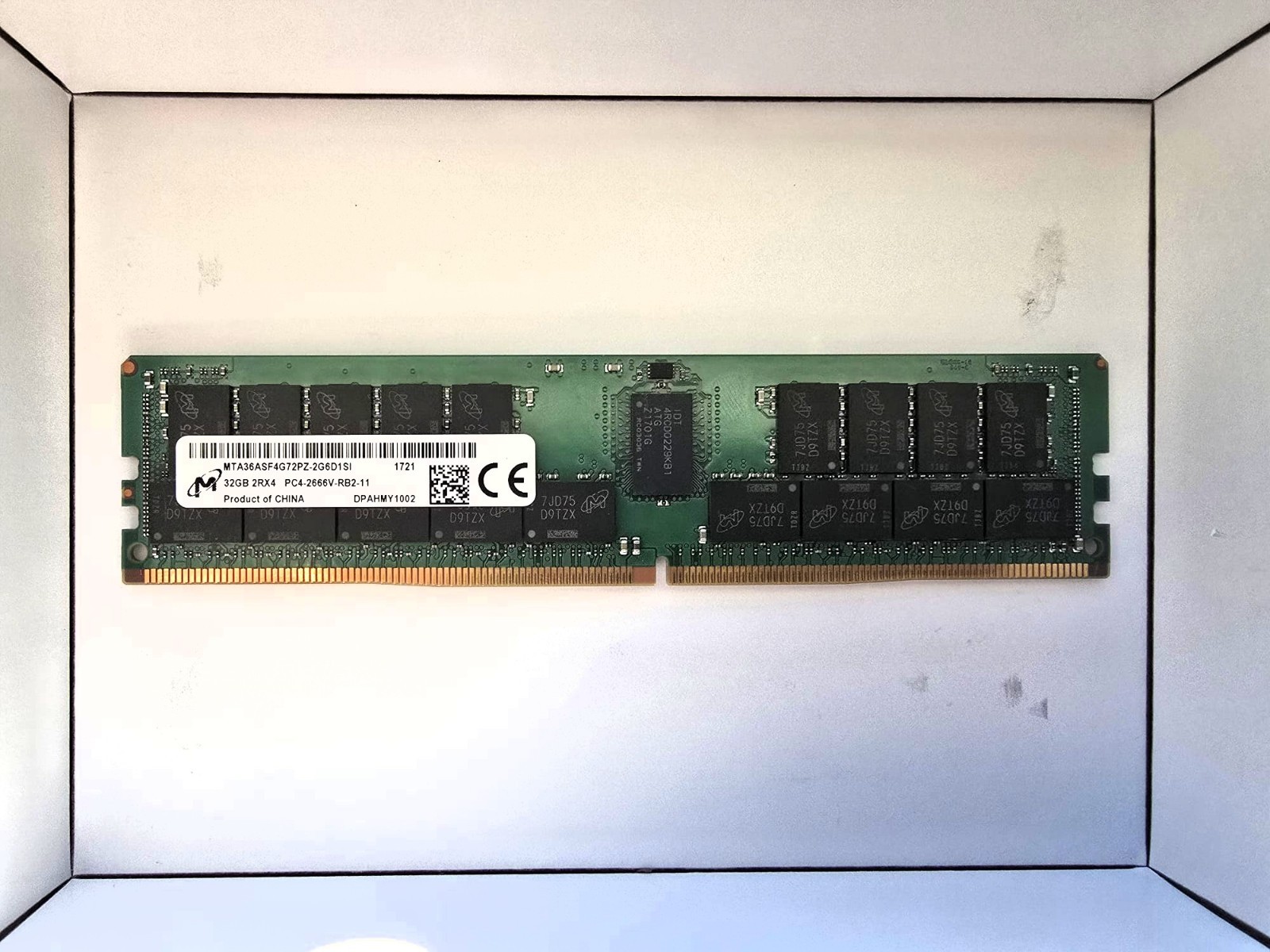 MTA36ASF4G72PZ-2G6E1 MICRON 32GB 2RX4 PC4-2666V DDR4 RDIMM MEMORY