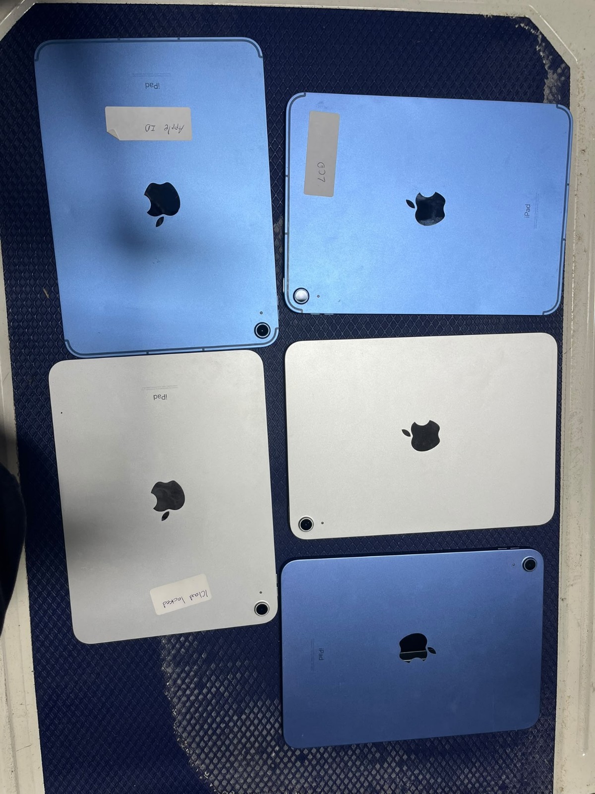Apple iPad Tablets For Parts or Repair Not Working READ DESCRIPTION
