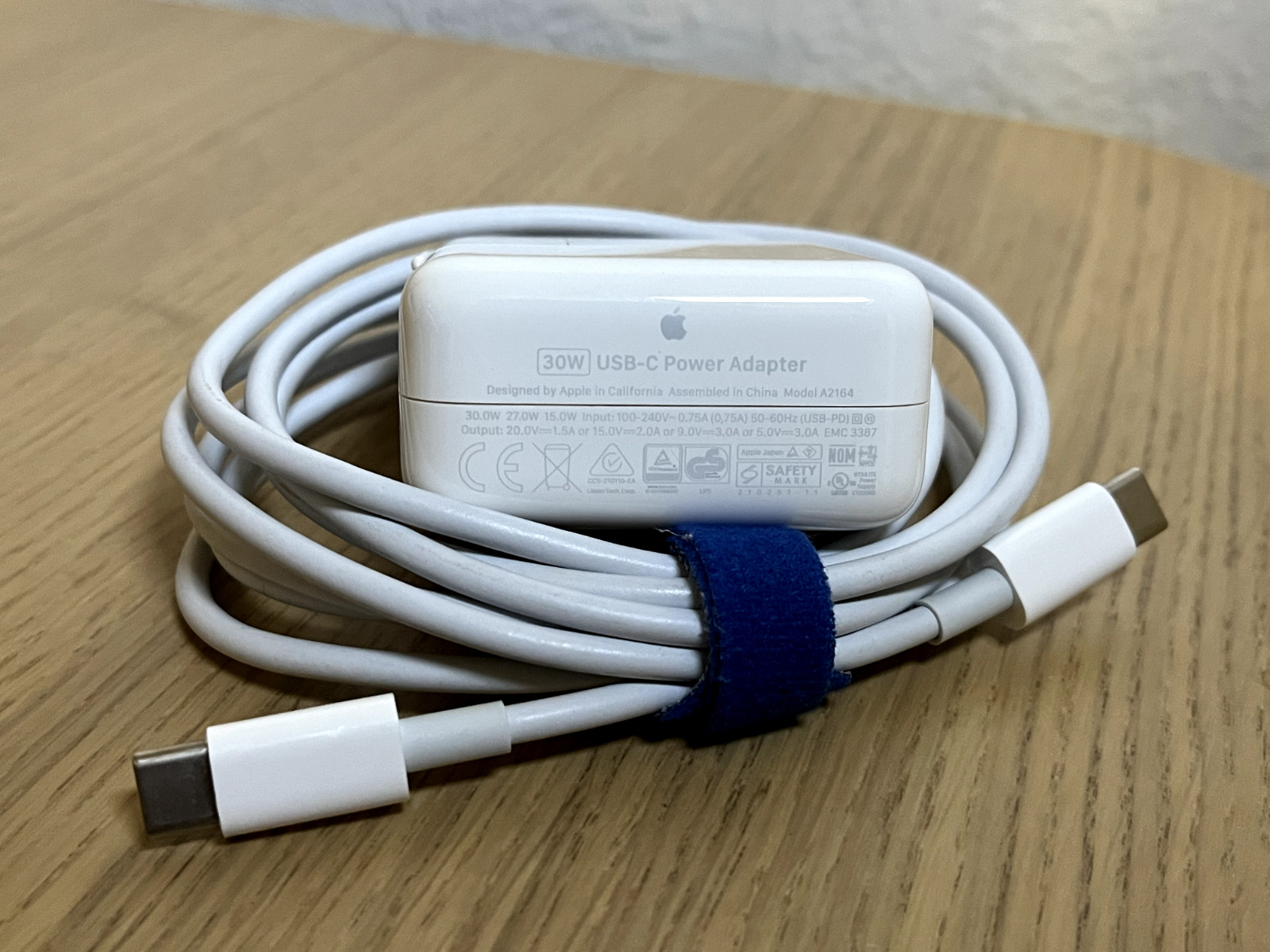 Genuine Apple OEM A2164 30W USB-C AC Power Adapter with USB-C Cable, Very Good