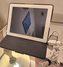 The Original Apple iPad Tablet, First Generation picture
