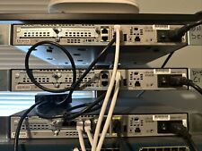 Cisco 1900 Series 1921 Integrated Services Router picture